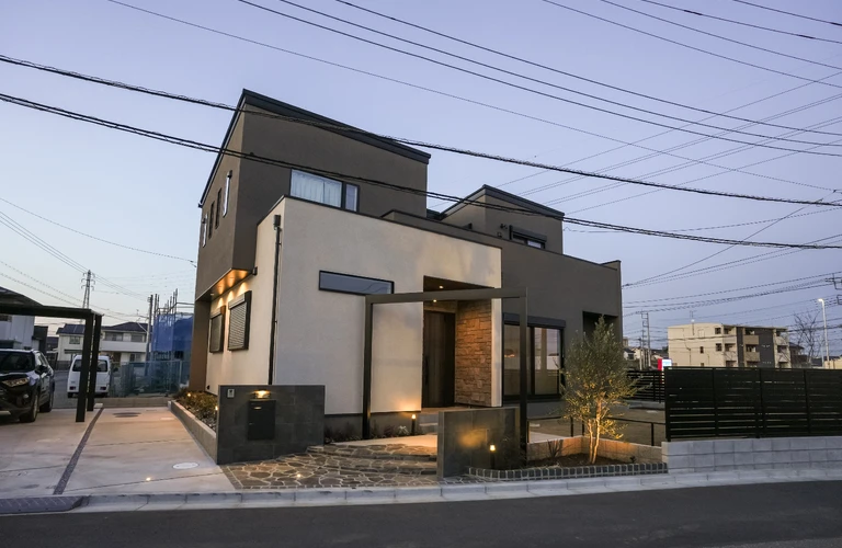 越谷市で新築を建築中の方、一つだけの外構を一緒に造りましょう